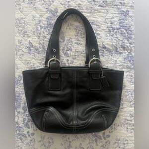 Vintage Y2K Coach Black Leather Shoulder Bag